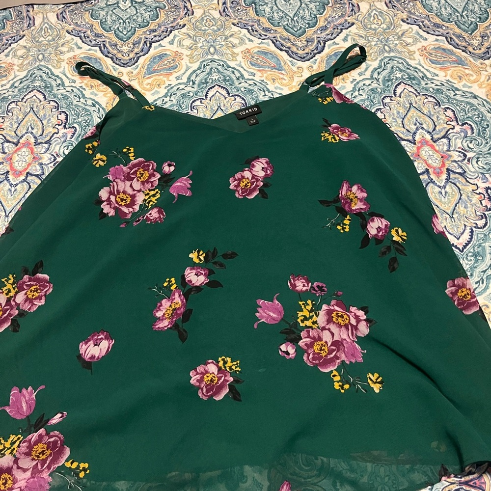 Torrid Green Pink Floral Fitted Camisole